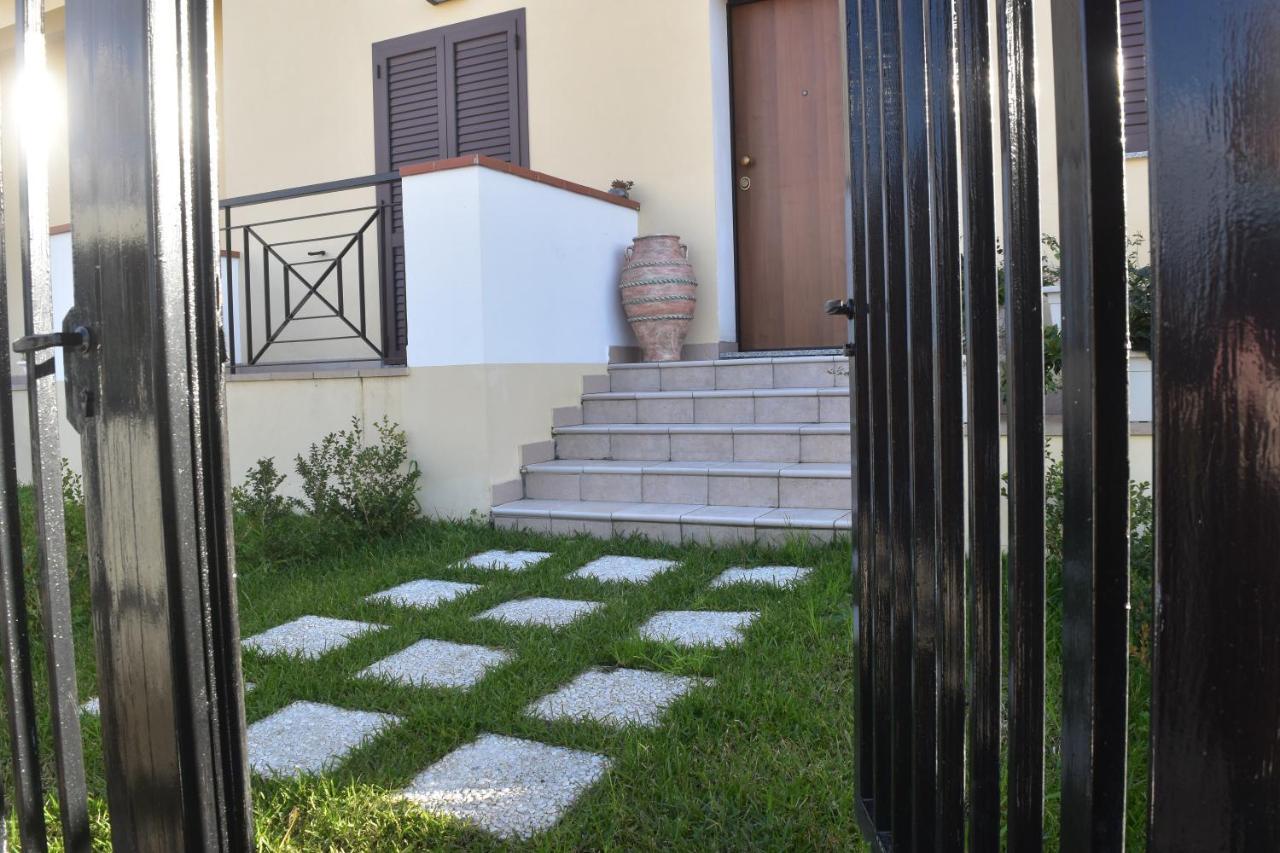 Bed & Breakfast Domus Pepe Scalea Exterior foto